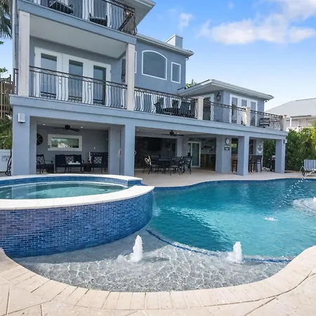 Villa Mainsail